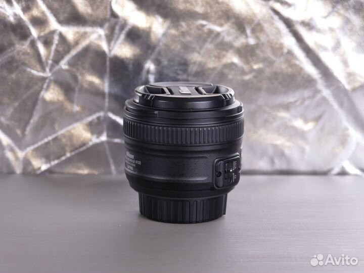 Nikon AF-S 50mm f/1.8 G