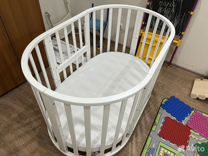 Кровать трансформер с маятником