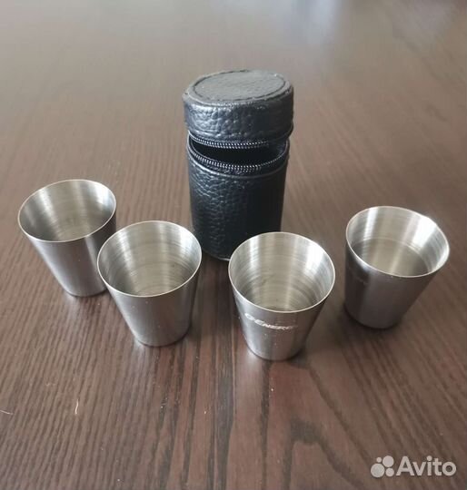 Набор походных стопок в футляре