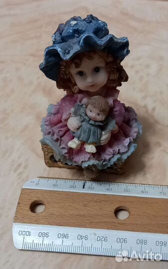 Куколка из бисквитного фарфора