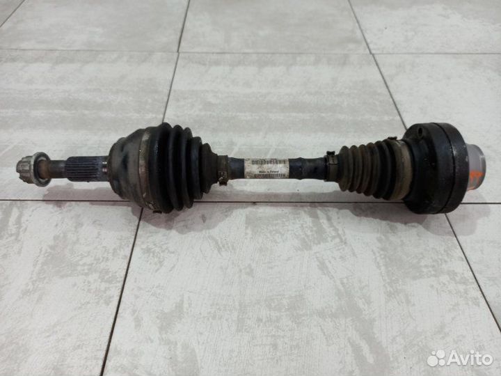 Привод передний Audi Q7 4L 4.2 BAR 2007