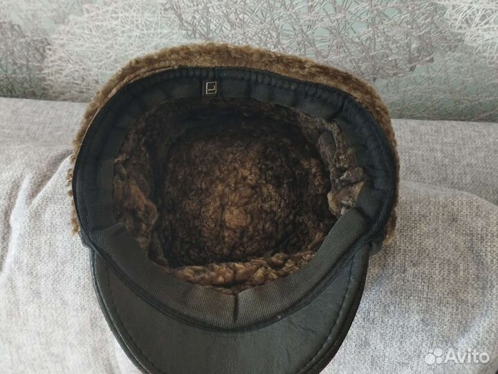 Мужская кожаная кепка