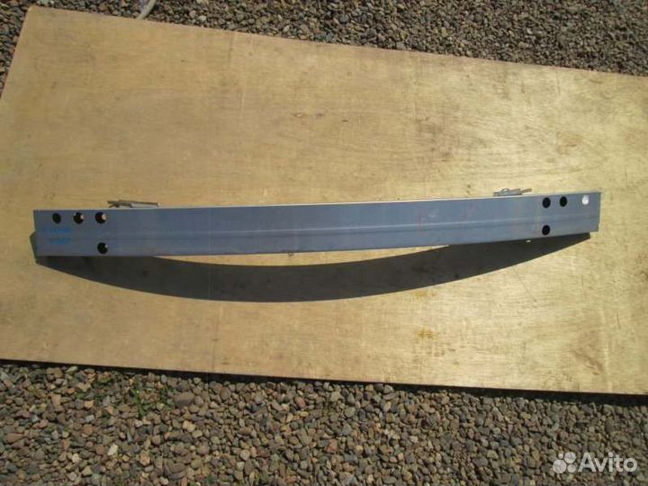 Усилитель бампера передний Toyota Allion ZZT240