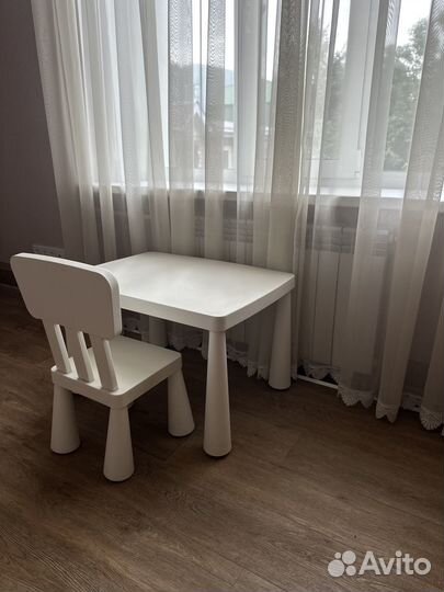 Детский стол со стулом IKEA
