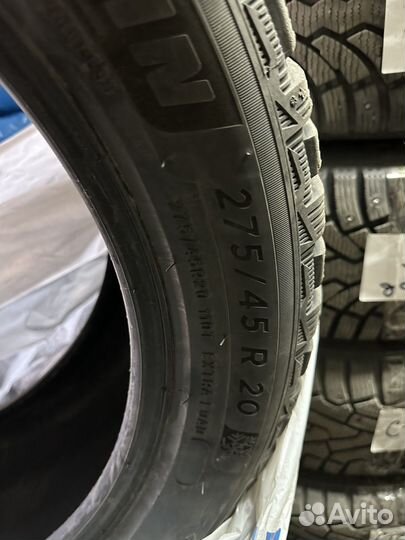 Michelin X-Ice North 4 SUV 275/45 R20 и 305/40 R20 110