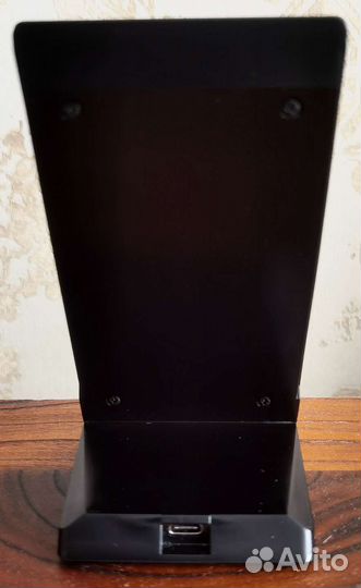 Беспроводная зарядка для iPhone