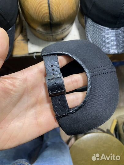 Кепки питон