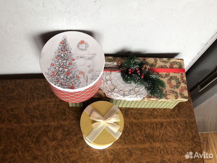 Коробка для новогодних подарков