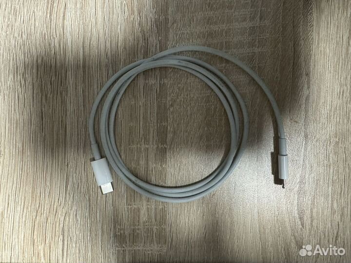 Оригинальный Кабель apple lightning