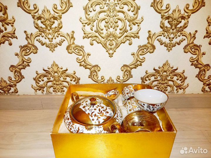 Набор супница с пиалами и блюдцами на 6 персон