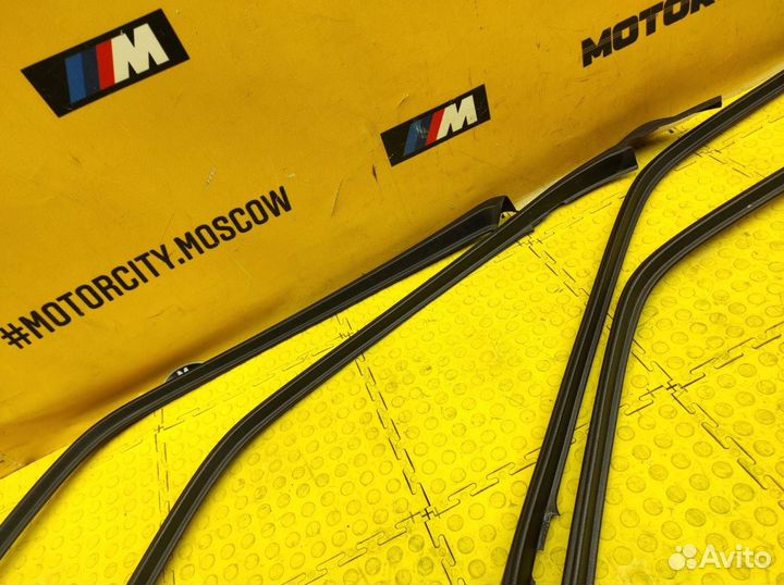 Накладки дверей внутренние Mercedes-Benz W124