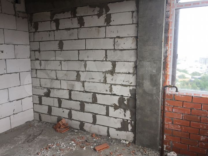 2-к. квартира, 74 м², 1/9 эт.