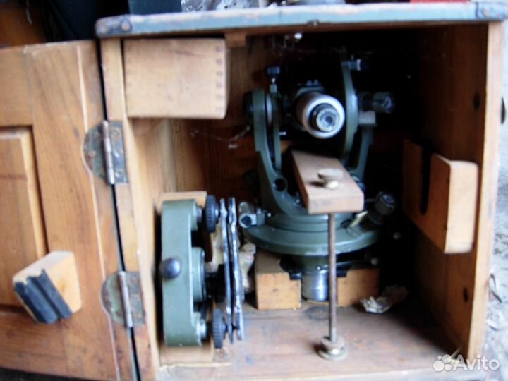 Теодолиты и тахеометр