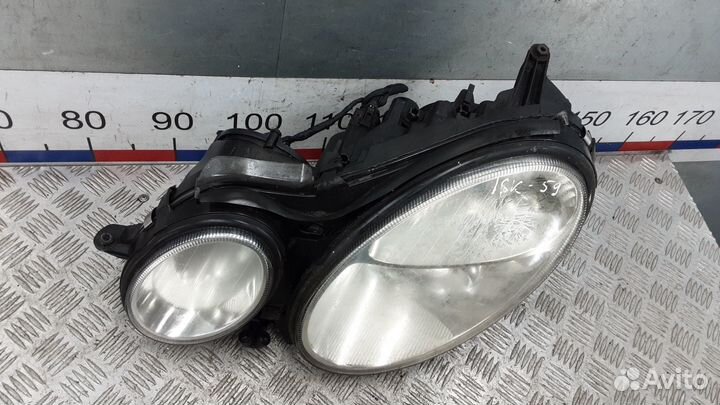 Фара левая Mercedes-Benz E-Class