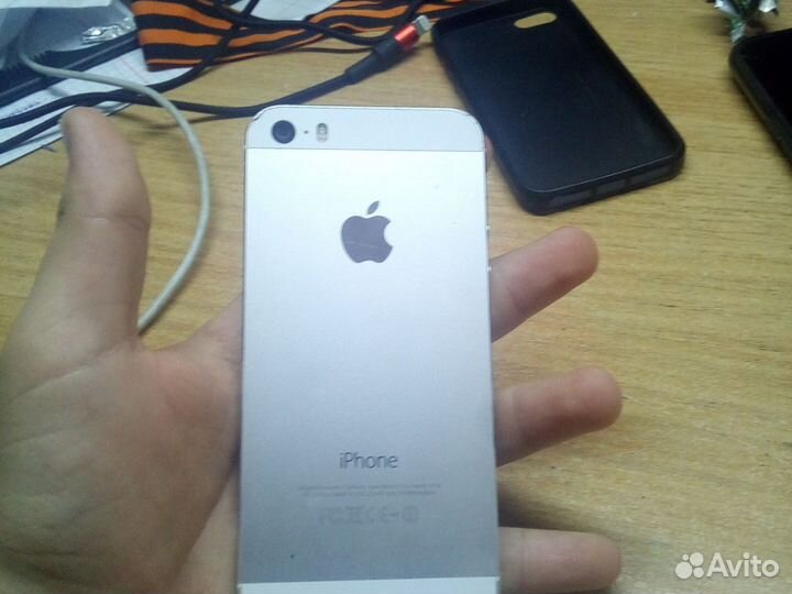 iPhone 5S, 16 ГБ