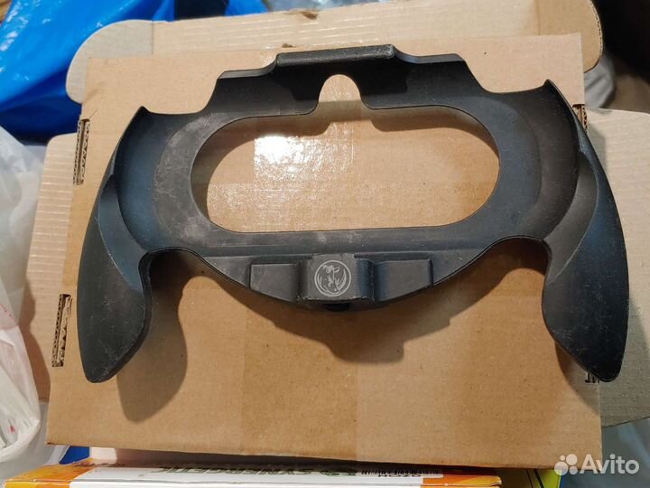 24 картриджа для ps vita и 2 для Nintendo switch