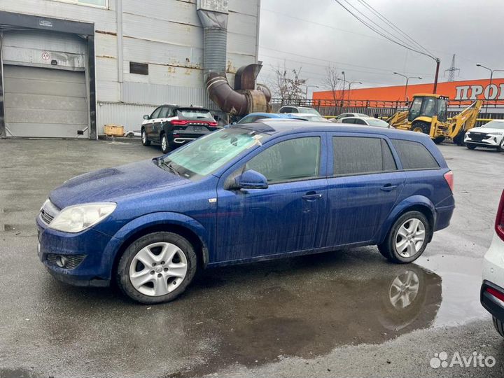 Opel Astra 1.6 МТ, 2011, 291 748 км