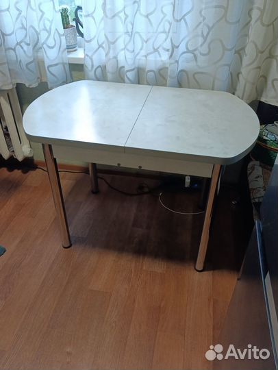 Стол кухонный раздвижной