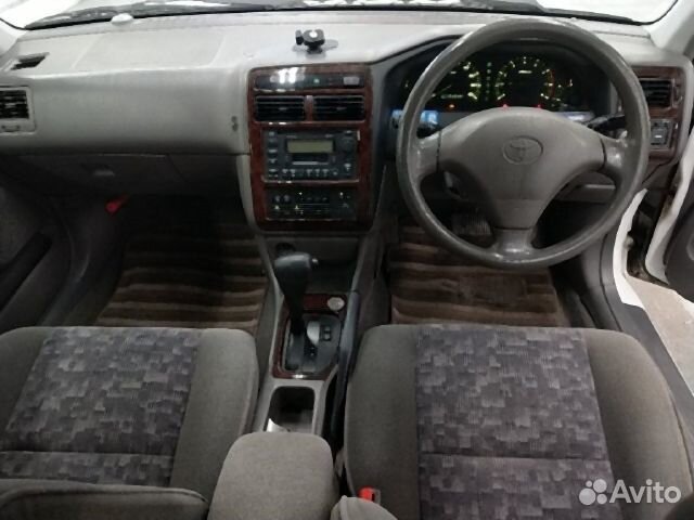 Авто Toyota Carina AT211 7AFE