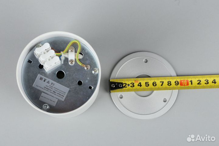 Светильник накладной металлический и акриловый