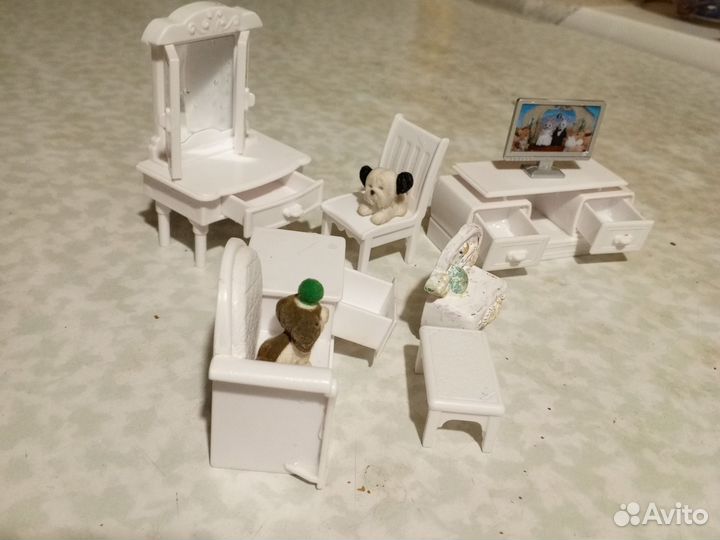 Мебель для детского домика