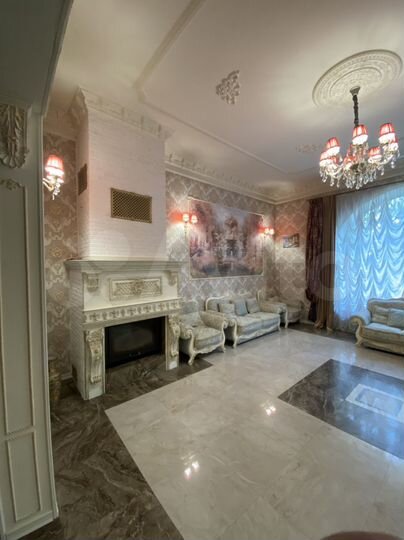 Дом 200 м² на участке 15 сот.