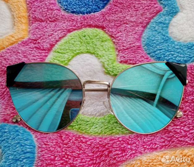 Солнцезащитные очки женские