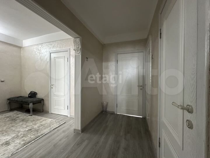 3-к. квартира, 73 м², 9/9 эт.