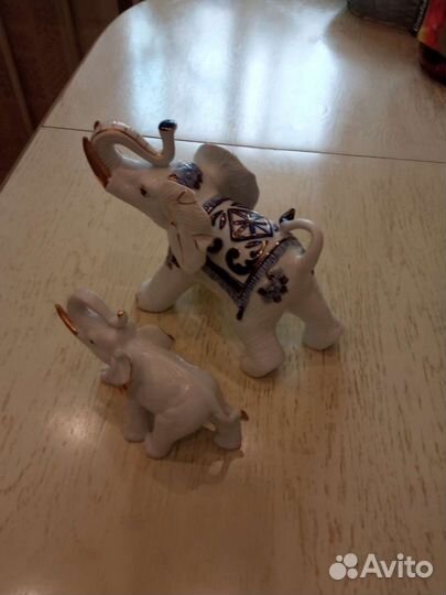 Статуэтка слон фарфор с позолотой большой 30х30 см
