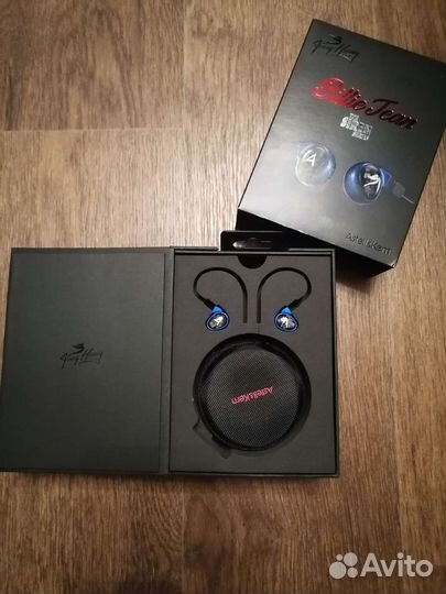 Наушники Billie Jean Astell&Kern