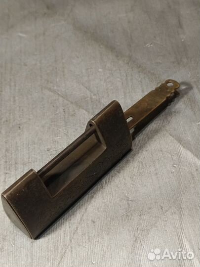 Замок латунный в коллекцию Китай