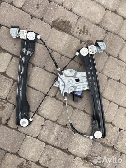 Стеклоподъемник передний Правый Chevrolet Cruze