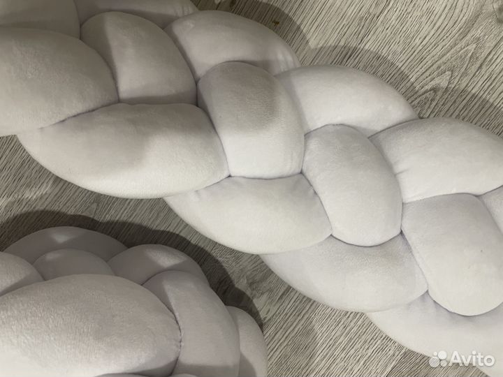 Бортик коса в кроватку