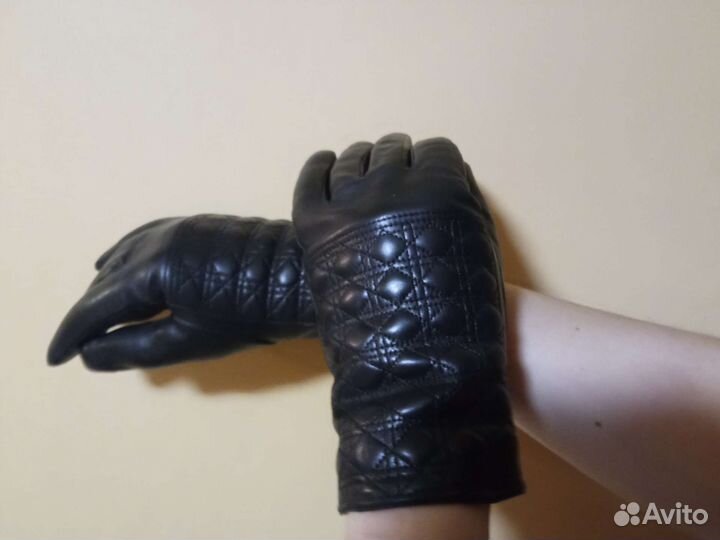 Перчатки новые кожаные женские