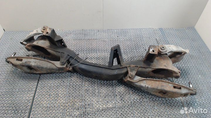 Балка подвески передняя Volkswagen LT 28-40, 1985