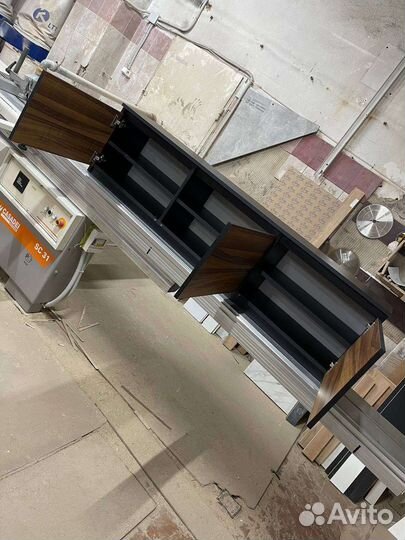 Тумба под телевизор