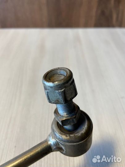 Стойка стабилизатора передняя Nissan Sentra B17