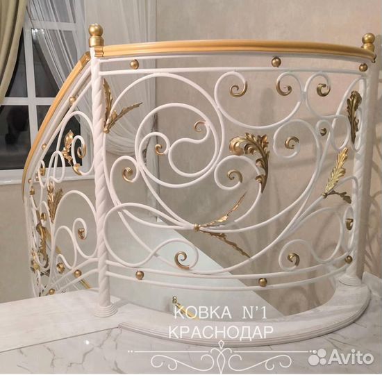 Кованые перила в коттедж