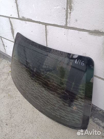 Заднее стекло Nissan Almera N16