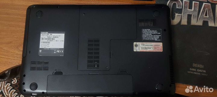 Ноутбук Toshiba l850 на запчасти