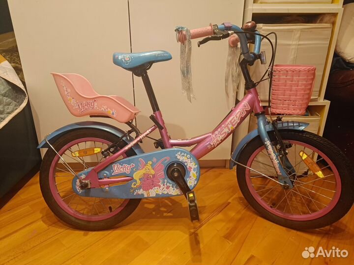 Велосипед детский для девочки четырехколесный