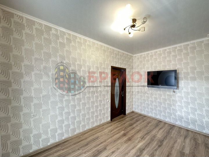 2-к. квартира, 56 м², 2/13 эт.