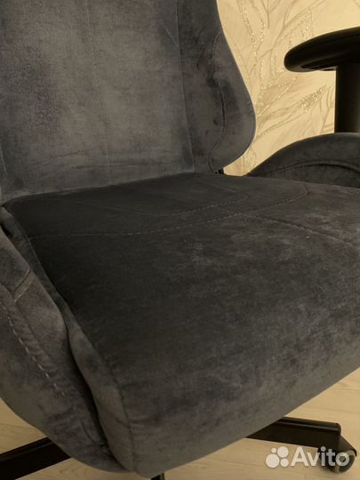 Игровое кресло zombie viking knight Light-28