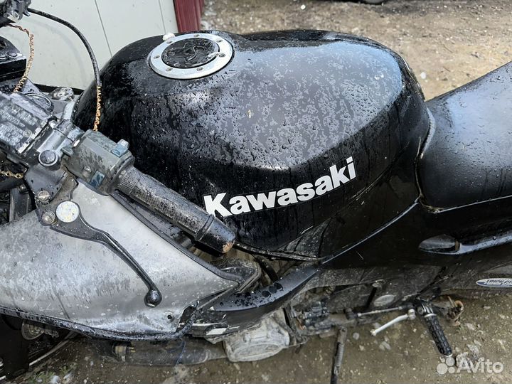 Kawasaki zzr1100