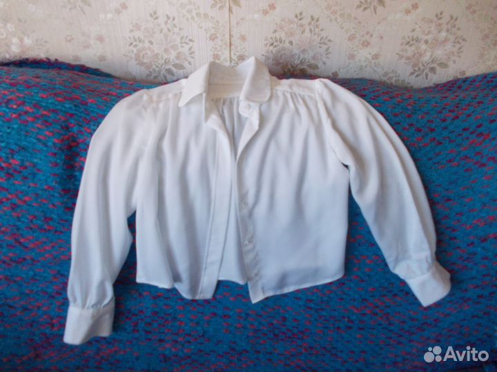 Блузки разные