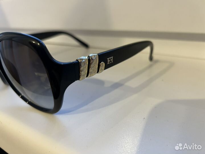 Escada Солнцезащитные очки