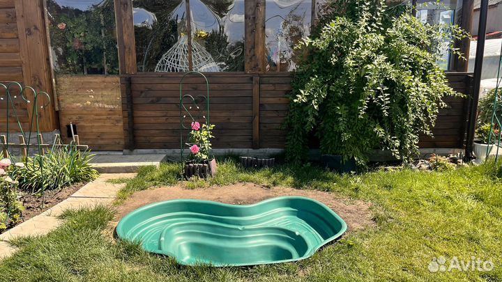 Пруд декоративный садовый 