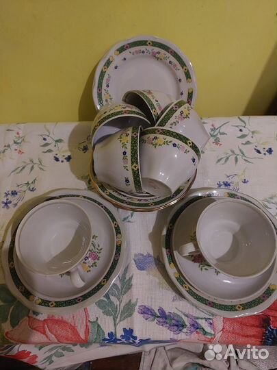 Чайные тройки - чашка чайная, блюдце, пирожковая