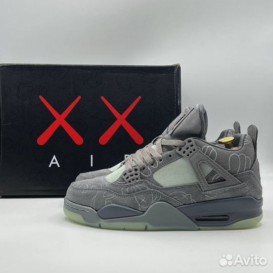 Кроссовки Nike Air Jordan 4 x kaws