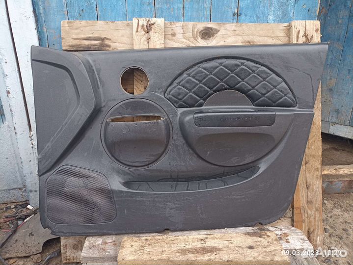 Обшивка передней двери Chevrolet Aveo T200